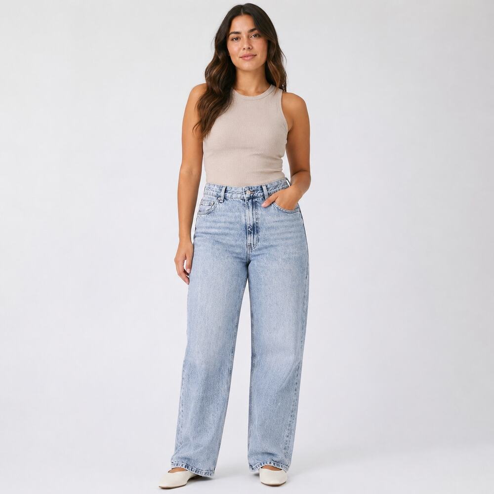 Bershka NWT High Waist Straight Leg Jeans Women 10 Light Acid Wash 90s Denim
